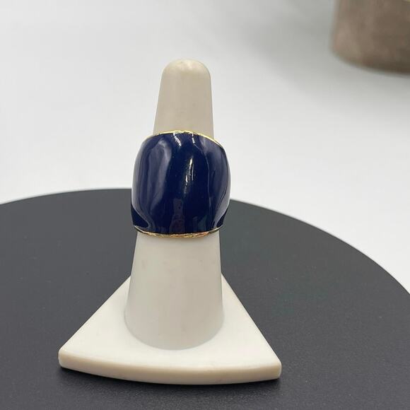 Designer Signed Wide Chunky Navy Blue Enamel Gold Tone Ring Sz 7 3/4 - Picture 2 of 8
